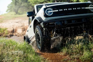 2021 Ford Bronco™ 4-door Cactus Gray Wildtrak™ 